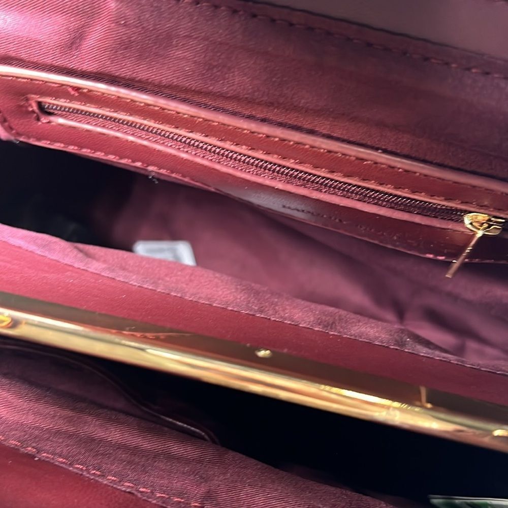Beautiful Badgley Mischka Burgundy Quilted Tote Purse. P16 - Picture 7 of 7